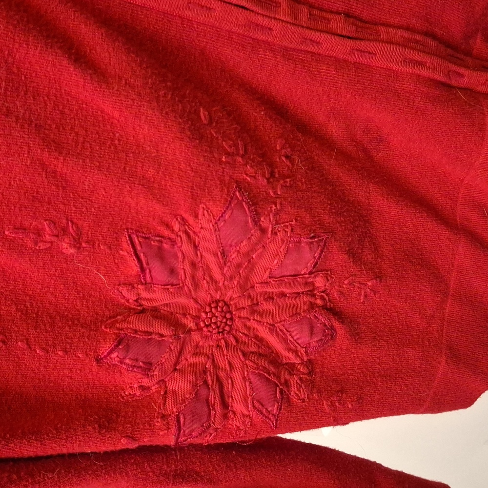 5/$25- BCBG Maxazria Hooded Zip Up Sweater - Picture 3 of 7